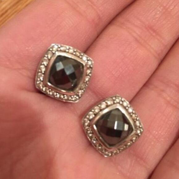 David Yurman Petite Albion Earrings - Picture 2 of 5